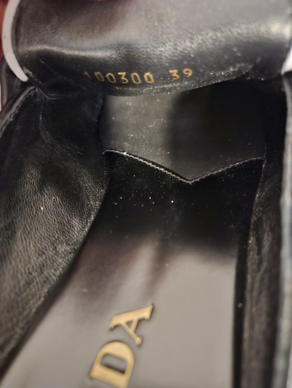 $1,200 Prada Brushed Leather Bi-color Triangle Logo Loafer Mule EU 39 US 9 BNIB - Picture 9 of 9